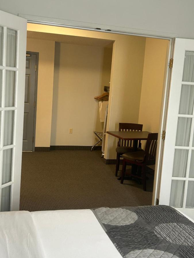 Grandstay Hotel & Suites Hastings Esterno foto